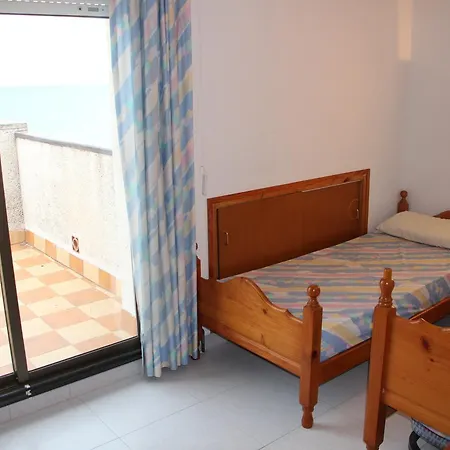 Holiday home Pescadors Roda de Bera